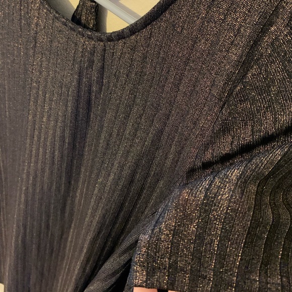 Amore adore Brown Metallic Ribbed Dress 🤎 - Picture 5 of 8